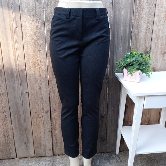 NWT Women's Calvin Klein Modern Essentials Pants - Picture 2 of 9
